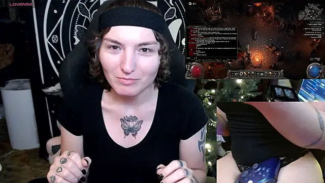 BrandiWRLD 999 online show from January 1, 2025, 12:53 am