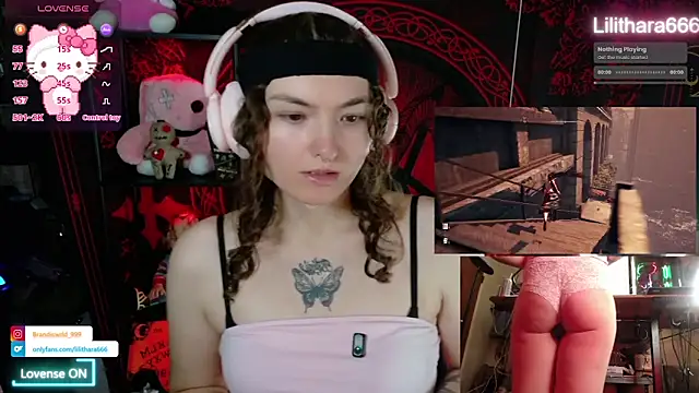 BrandiWRLD 999 online show from December 22, 2025, 6:49 pm