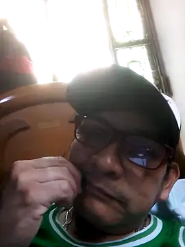 Snapshot of ardiente47 chatting on October 20, 2025, 10:32 pm ardiente47 online show from October 20, 2025, 10:32 pm