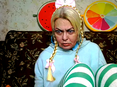 Snapshot of Gardener_of_Illusions chatting on February 9, 2026, 7:56 am Gardener of Illusions online show from February 9, 2026, 7:56 am