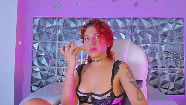 keendaall online show from March 15, 2025, 6:10 pm