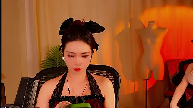 Snapshot of siji_kiki chatting on March 19, 2026, 12:31 pm siji kiki online show from March 19, 2026, 12:31 pm