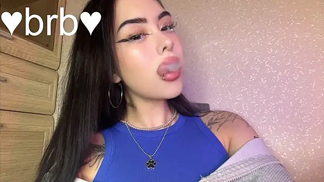 baby  kim online show from April 4, 2026, 7:06 am