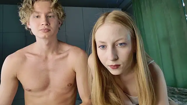 AliceStoneJhonyStone online show from August 4, 2026, 10:40 am