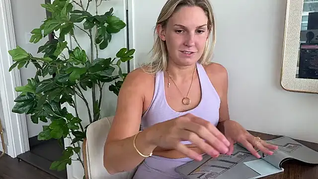 Graciemae baexx online show from September 12, 2025, 5:13 pm