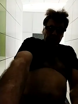 Lisak951 online show from April 17, 2026, 11:13 am