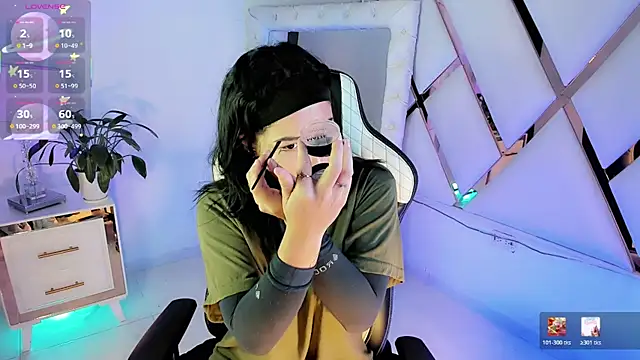 sexyy kitty18 online show from March 29, 2026, 12:38 pm