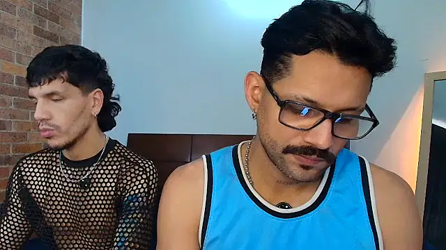 Snapshot of Benjamin_show chatting on June 21, 2026, 8:44 pm Benjamin show online show from June 21, 2026, 8:44 pm