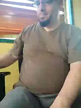 Snapshot of MrBig_2024 chatting on December 14, 2024, 11:18 am MrBig 2024 online show from December 14, 2024, 11:18 am