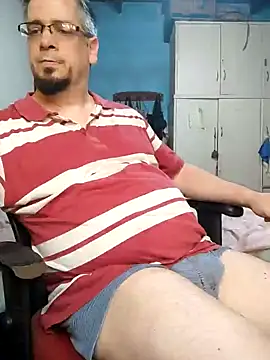 Snapshot of MrBig_2024 chatting on January 7, 2025, 8:52 pm MrBig 2024 online show from January 7, 2025, 8:52 pm