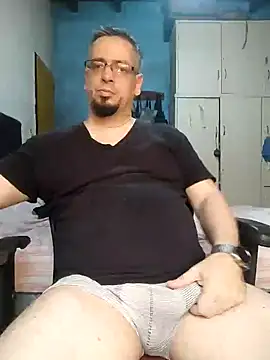 Snapshot of MrBig_2024 chatting on February 1, 2025, 5:58 pm MrBig 2024 online show from February 1, 2025, 5:58 pm
