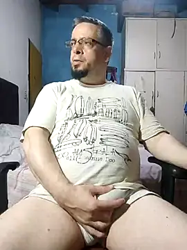 Snapshot of MrBig_2024 chatting on February 3, 2025, 2:14 am MrBig 2024 online show from February 3, 2025, 2:14 am