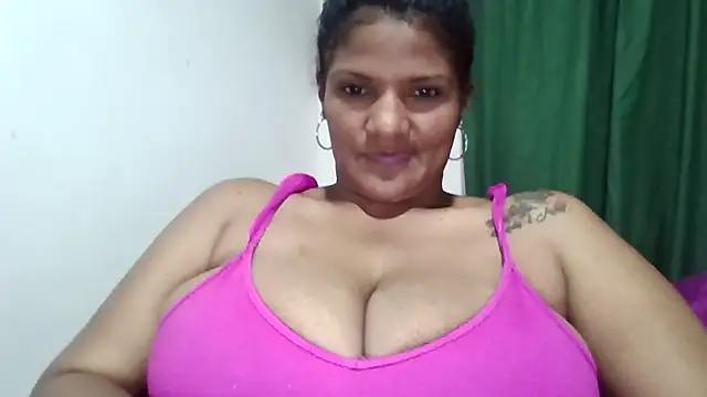 Snapshot of alejandraboobs07 chatting on March 20, 2026, 5:12 am alejandraboobs07 online show from March 20, 2026, 5:12 am