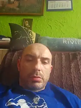 STANISLAW621162 online show from May 21, 2026, 11:39 am