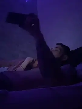 chavito2223 online show from March 3, 2026, 4:29 am