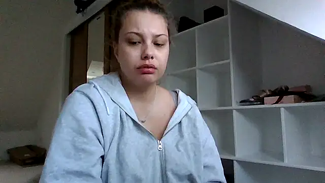 Krystal Tx online show from October 19, 2025, 7:09 am