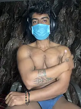 rony6663 online show from March 25, 2026, 6:14 pm
