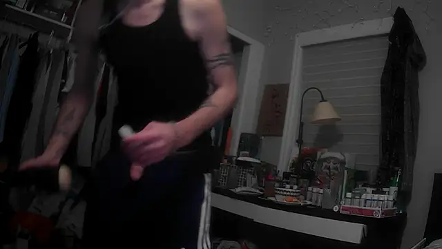 smokee parT903 online show from December 5, 2025, 7:39 am