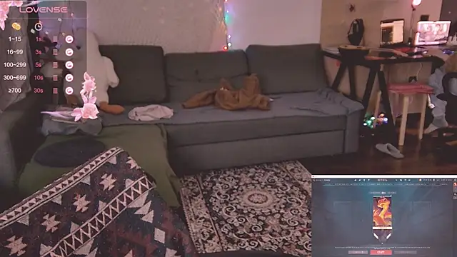 Snapshot of valorant_girl chatting on March 3, 2025, 4:14 pm valorant girl online show from March 3, 2025, 4:14 pm