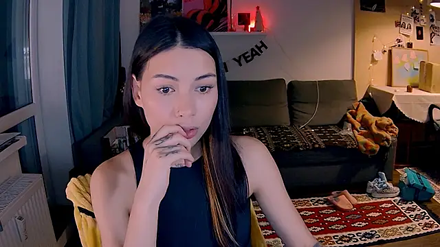 Snapshot of valorant_girl chatting on January 17, 2026, 4:43 pm valorant girl online show from January 17, 2026, 4:43 pm