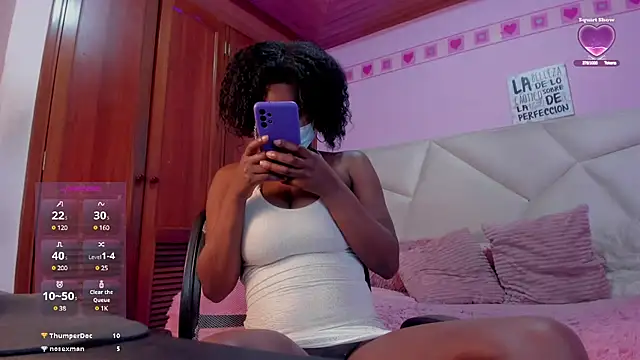 Snapshot of CoccoBele69 chatting on March 18, 2025, 10:04 pm CoccoBele69 online show from March 18, 2025, 10:04 pm