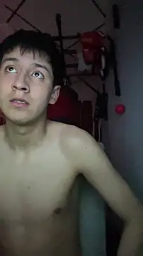 Stiven 017 online show from February 8, 2026, 12:58 am