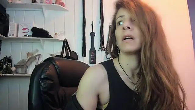 Snapshot of jessiburningheels chatting on September 23, 2025, 9:45 am jessiburningheels online show from September 23, 2025, 9:45 am