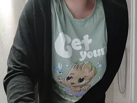 Lauzo21 online show from April 1, 2026, 5:41 am