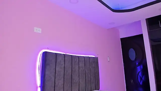 AbbySmiitth  online show from January 29, 2025, 3:26 pm