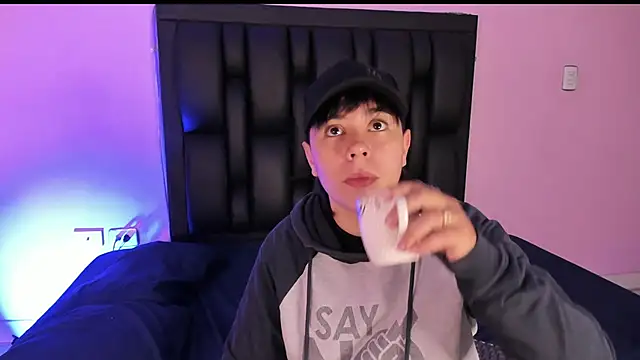 AbbySmiitth  online show from February 27, 2025, 12:23 pm