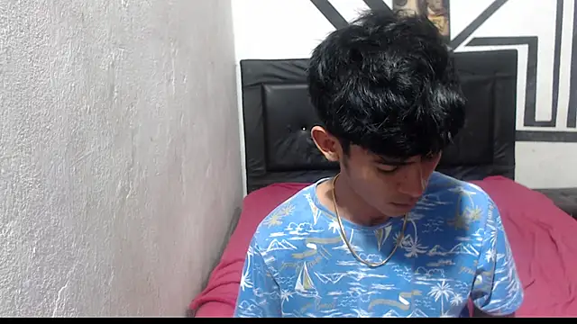 Snapshot of badssboys_always chatting on February 12, 2025, 8:27 am badssboys always online show from February 12, 2025, 8:27 am