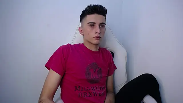 Snapshot of MrWilliseo chatting on December 7, 2024, 8:16 pm MrWilliseo online show from December 7, 2024, 8:16 pm