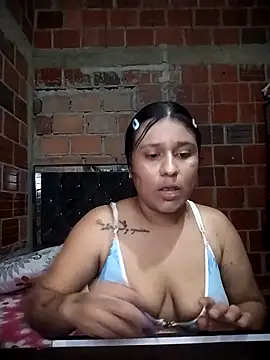 Snapshot of morenitagras chatting on March 16, 2026, 12:38 am morenitagras online show from March 16, 2026, 12:38 am