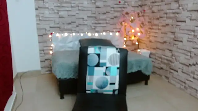 Snapshot of Vanse_lust chatting on January 8, 2025, 2:25 am Vanse lust online show from January 8, 2025, 2:25 am