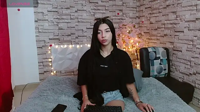 Snapshot of Vanse_lust chatting on February 8, 2025, 6:55 pm Vanse lust online show from February 8, 2025, 6:55 pm