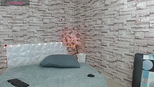 Snapshot of Vanse_lust chatting on March 22, 2025, 2:16 am Vanse lust online show from March 22, 2025, 2:16 am