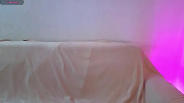 Snapshot of moonlight8_ chatting on February 26, 2025, 4:36 am moonlight8  online show from February 26, 2025, 4:36 am