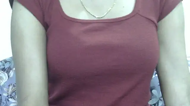 FluffyHxney  online show from August 8, 2026, 9:11 am