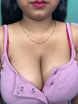 Snapshot of Ishaani_0 chatting on June 27, 2026, 6:57 pm Ishaani 0 online show from June 27, 2026, 6:57 pm