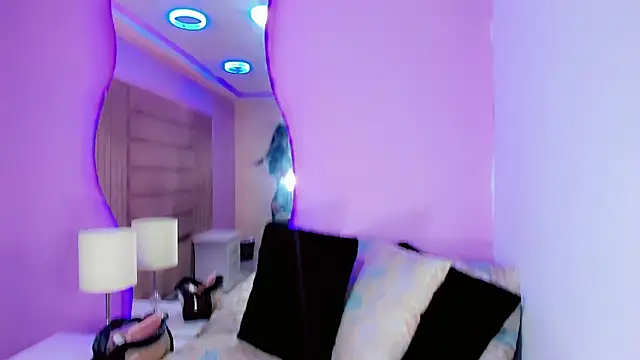 Shanelengel online show from April 17, 2026, 9:29 pm