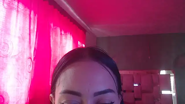 Snapshot of Little_aphrodite chatting on December 14, 2025, 8:02 pm Little aphrodite online show from December 14, 2025, 8:02 pm