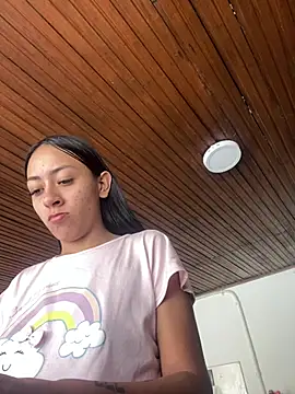 Snapshot of Little_aphrodite chatting on February 14, 2026, 3:42 pm Little aphrodite online show from February 14, 2026, 3:42 pm