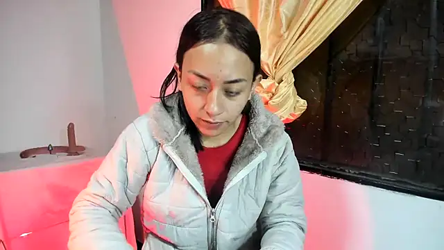 Snapshot of Little_aphrodite chatting on April 8, 2026, 1:49 am Little aphrodite online show from April 8, 2026, 1:49 am