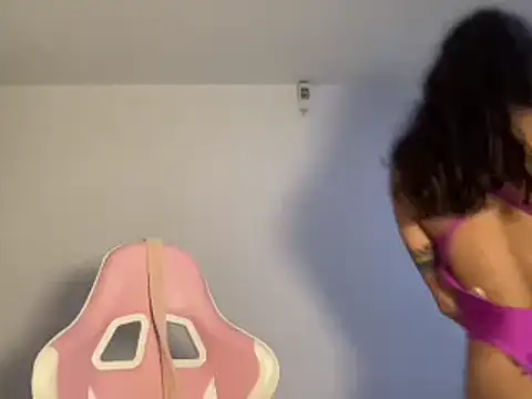 Snapshot of brithneysquirt chatting on February 1, 2025, 7:34 pm brithneysquirt online show from February 1, 2025, 7:34 pm