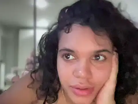 Snapshot of brithneysquirt chatting on February 14, 2025, 6:29 pm brithneysquirt online show from February 14, 2025, 6:29 pm