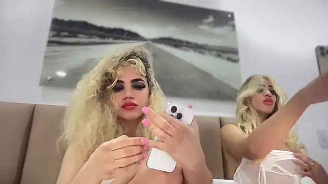 Snapshot of brithneysquirt chatting on October 20, 2025, 9:54 am brithneysquirt online show from October 20, 2025, 9:54 am