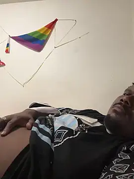 Snapshot of BigBossaNova69 chatting on February 2, 2026, 11:20 am BigBossaNova69 online show from February 2, 2026, 11:20 am