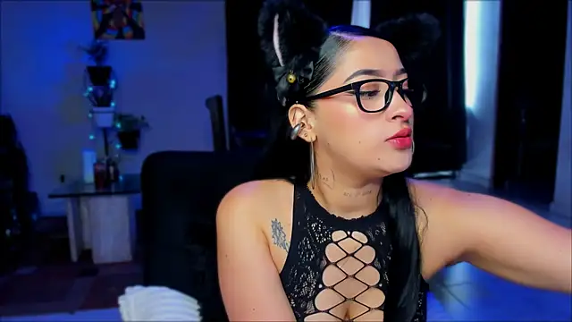 Snapshot of Kaaiiri chatting on February 15, 2025, 1:38 pm Kaaiiri online show from February 15, 2025, 1:38 pm