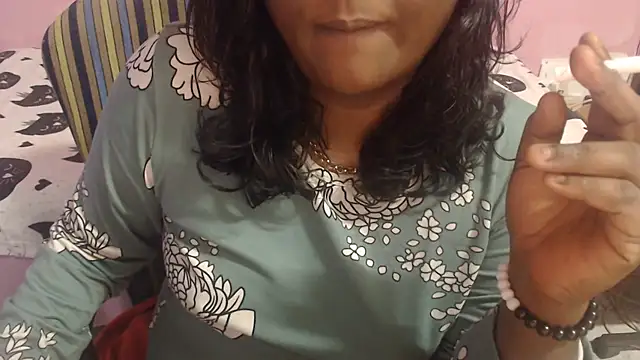 INDIANSIN2 online show from June 18, 2026, 4:57 am