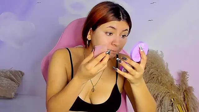 Snapshot of carolayrosse chatting on March 14, 2025, 3:04 am carolayrosse online show from March 14, 2025, 3:04 am